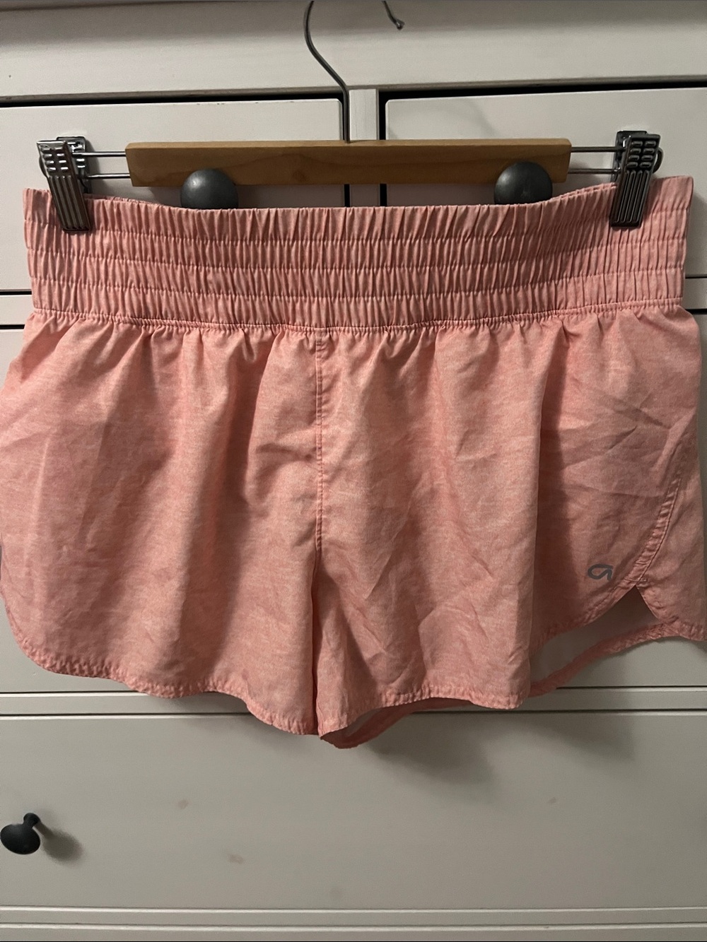 GAP Coral Pink Elastic-Waist Athletic Shorts - Picture 1 of 1